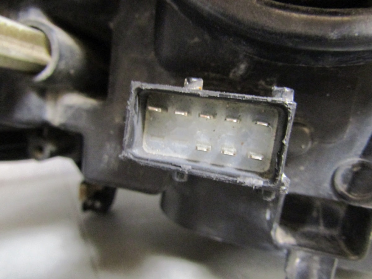 Prednji far Opel Crossland X halogen 17-20 LH lijevi 13467967