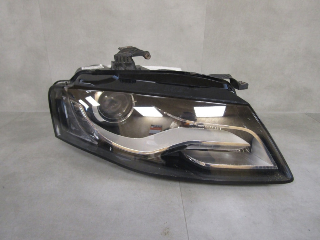 Prednji far Audi A4 B8 xenon nezakretni 07-11 RH desni 8K0941004C