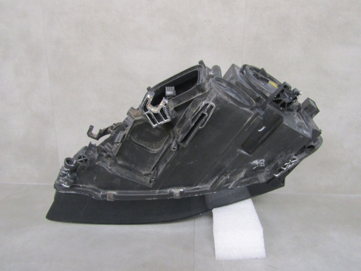 Prednji far Audi A4 B8 xenon nezakretni 07-11 RH desni 8K0941004C