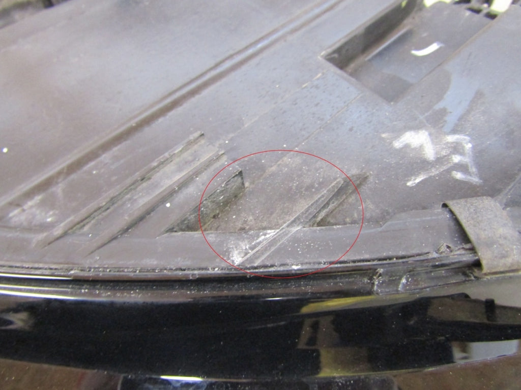 Prednji far Audi A4 B8 xenon nezakretni 07-11 RH desni 8K0941004C