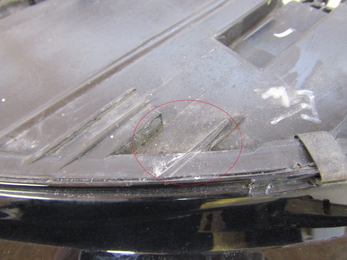 Prednji far Audi A4 B8 xenon nezakretni 07-11 RH desni 8K0941004C