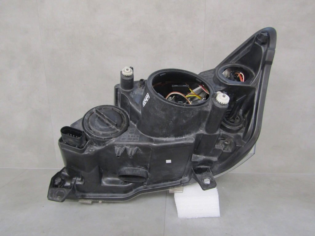 Prednji far Mercedes Vito Viano W639 LIFT halogen 10-14 RH desni A6398201961