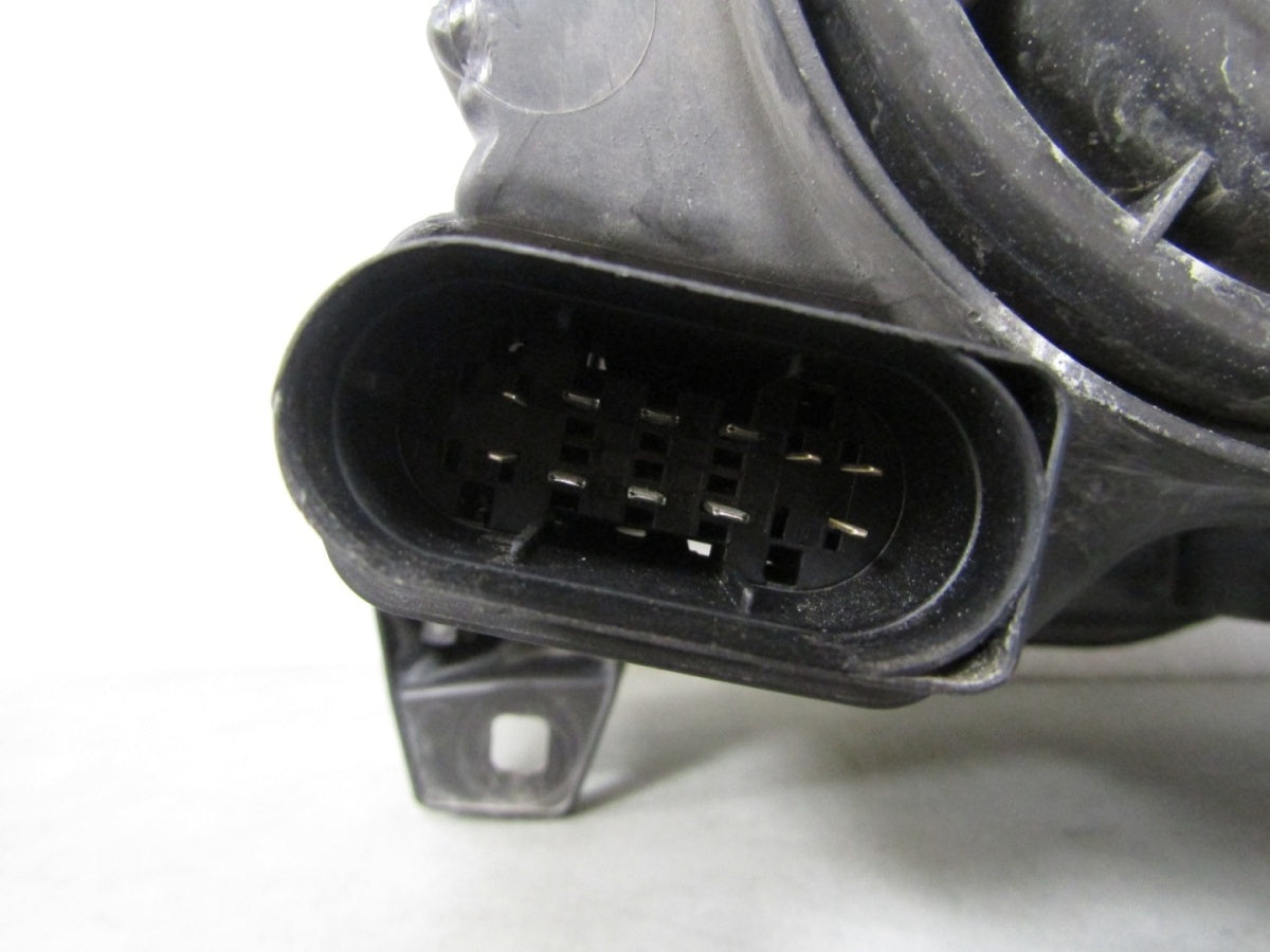 Prednji far Mercedes Vito Viano W639 LIFT halogen 10-14 RH desni A6398201961