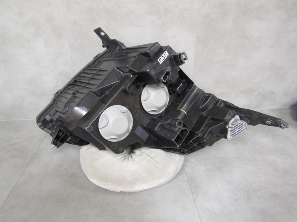 Prednji far Ford Transit Courier MK3 halogen 23- RH desni R2X6 13E014 AE