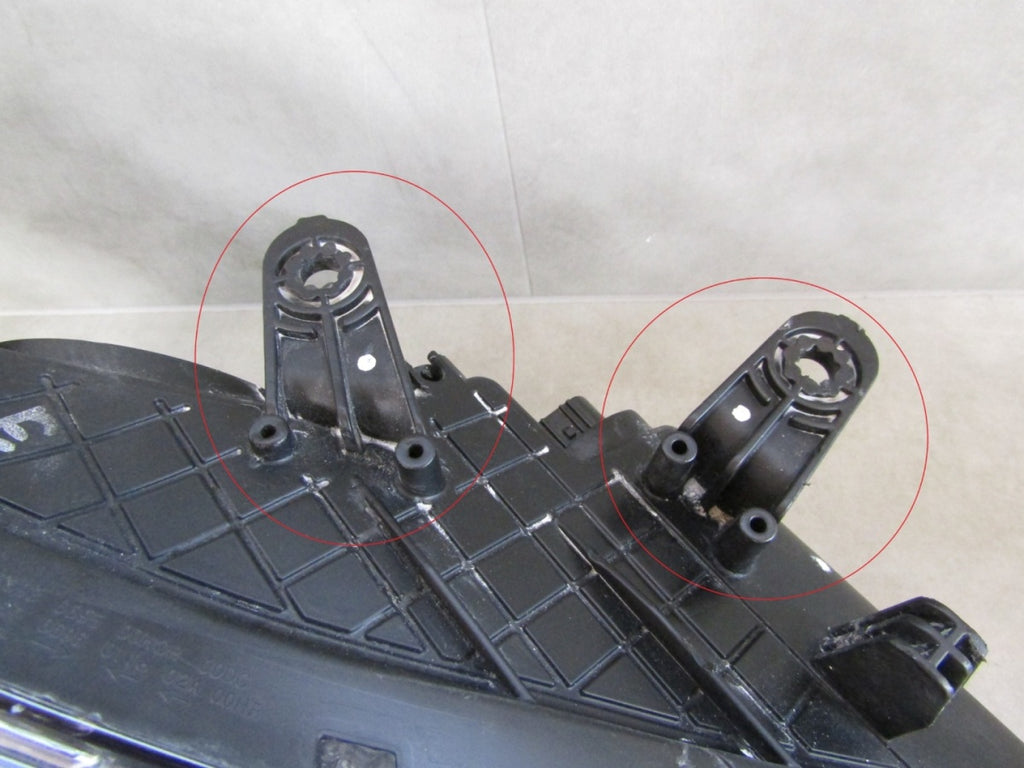 Prednji far Hyundai I30 II halogen sa sočivom 11-17 RH desni