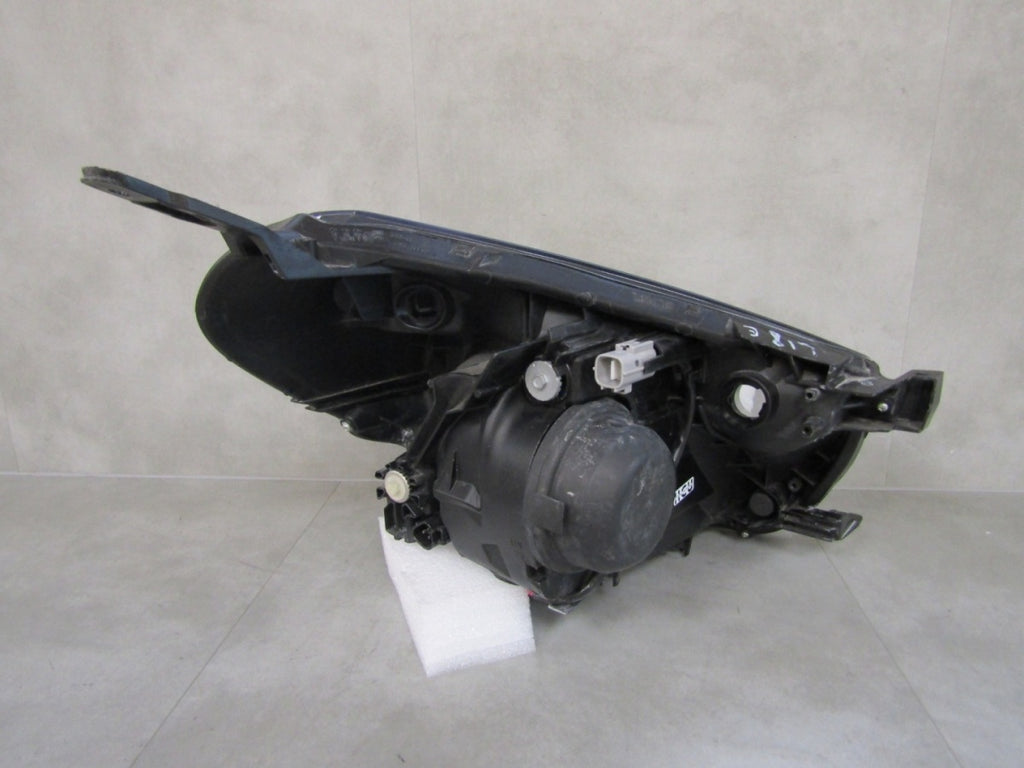 Prednji far Aston Martin Cygnet 11-13 halogen sa sočivom LH lijevi KOITO 74-1