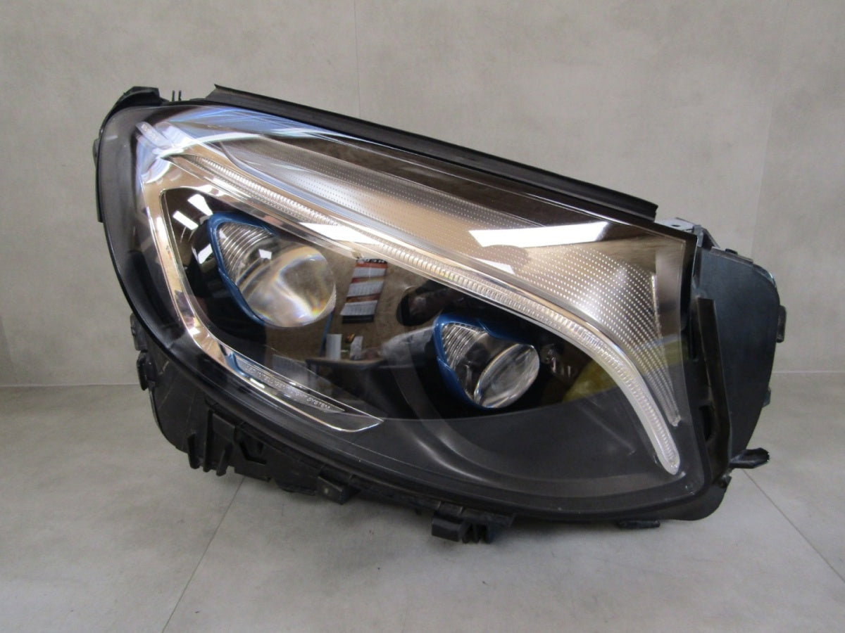 Prednji far Mercedes GLC W253 HYBRID ILS 15-19 RH desni A2539062602