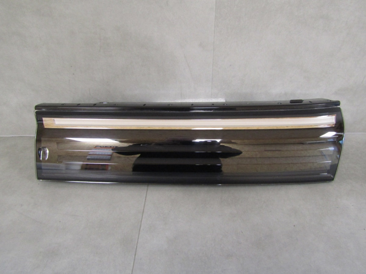 Maska (grill) ATRAPA lajsna DEKOR VW TIGUAN III LH 24- 571853655A