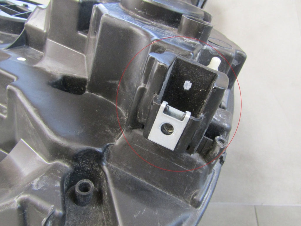 Prednji far Citroen C4 III LED 20- RH desni 9830649280