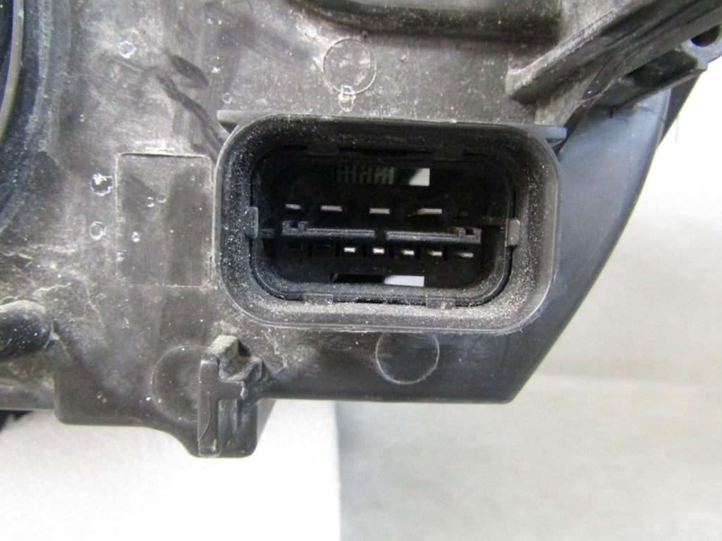 Prednji far BMW 2 F45 F46 LED 14-18 RH desni 7214904