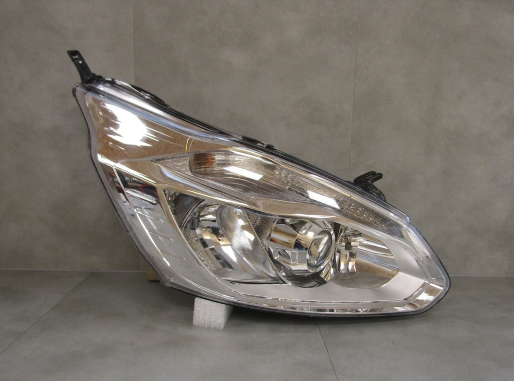 Prednji far FORD TRANSIT CUSTOM halogen sa sočivom 12-17 RH desni