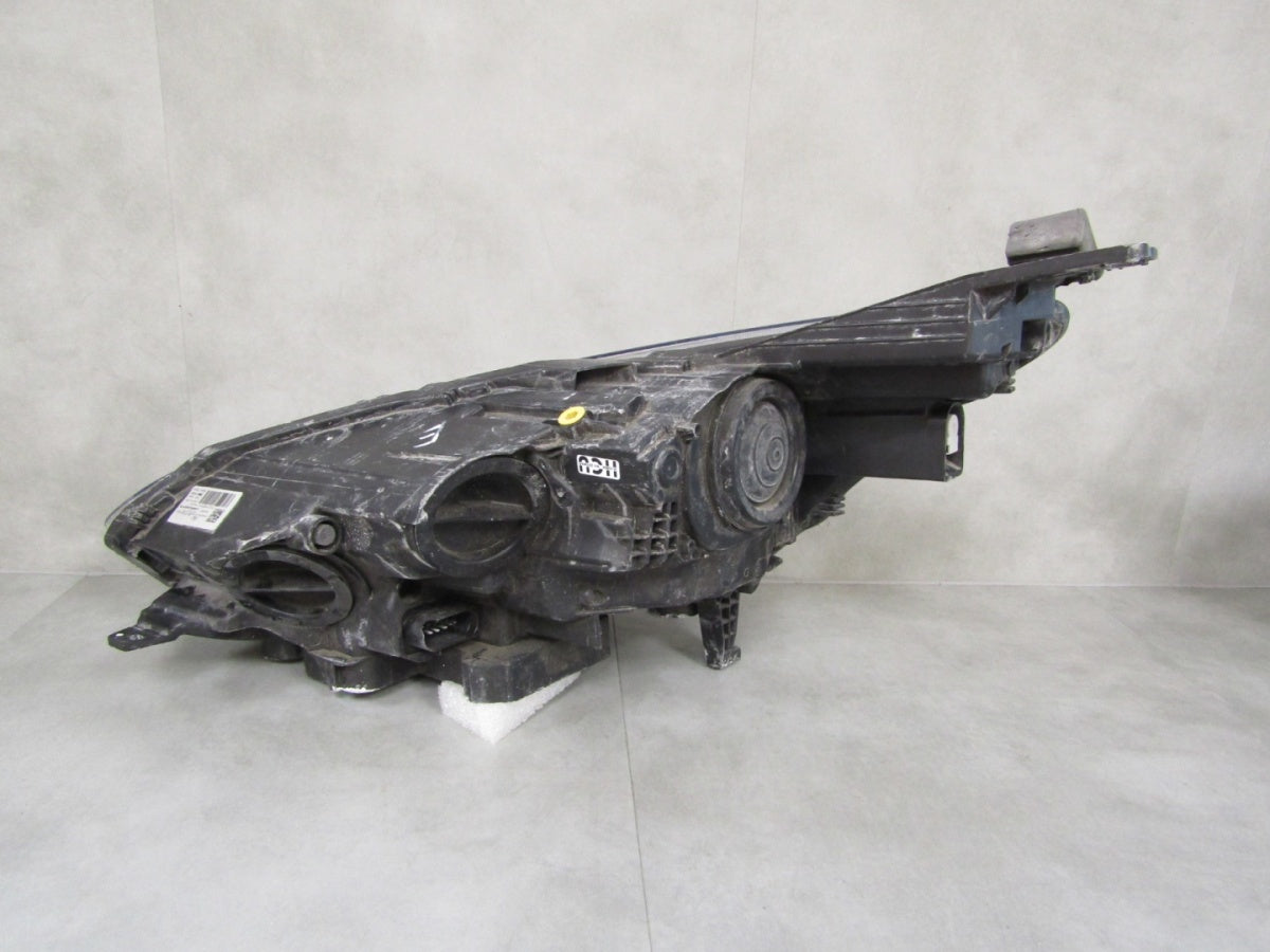 Prednji far FORD CMAX C-MAX II 2 lift halogen 14-19 RH F1CB-13W030-AC
