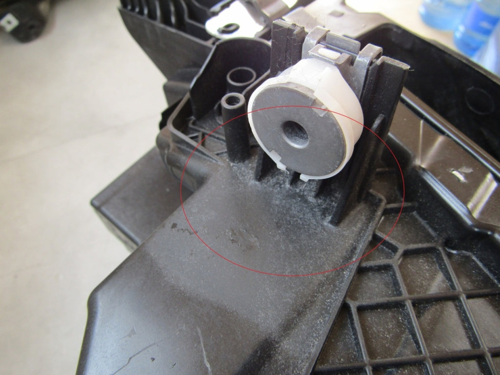 Prednji far BMW IX I20 LASER 21- LH lijevi 9851807-10