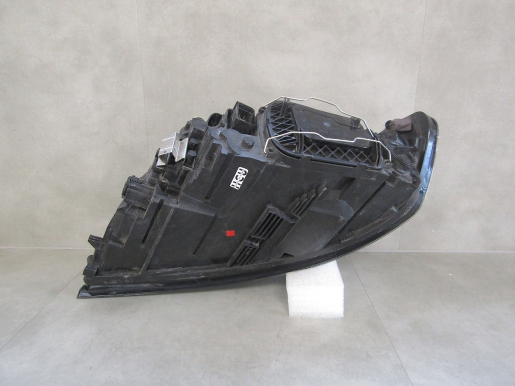 Prednji far Volvo S40 V50 II LIFT xenon zakretni 07-12 RH desni 30763030