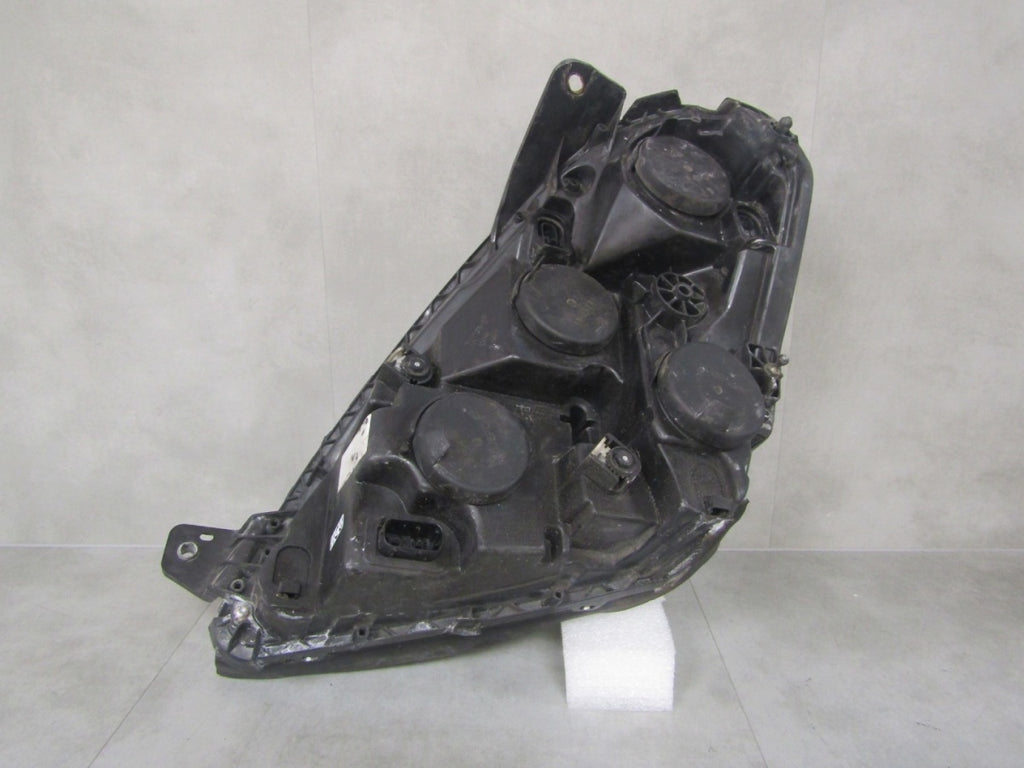 Prednji far Iveco Daily halogen 04-06 RH desni