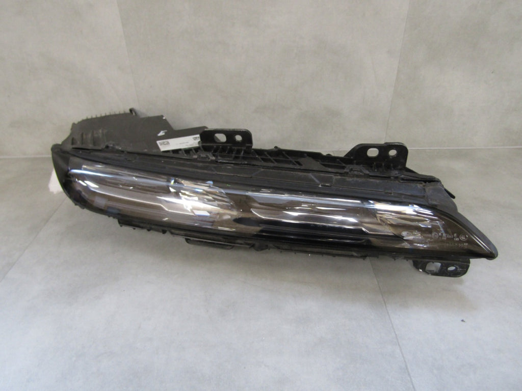Prednji far BMW 7 G70 LED DRL SVAROWSKI RH 22- 9879936