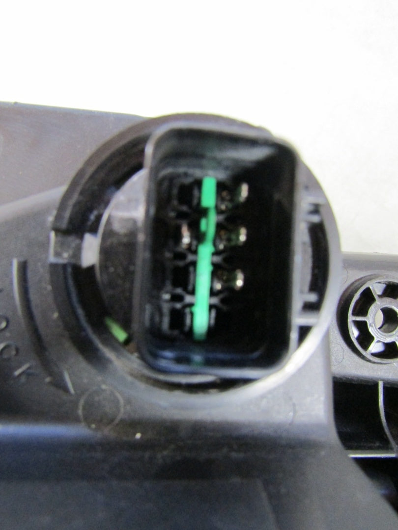Lampa halogen prednji Kia Soul 3 III LED DRL 18-22 RH desni 92202-J2