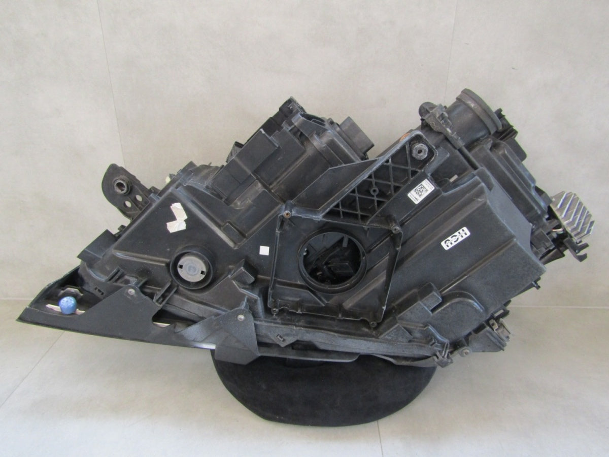 Prednji far VOLKSWAGEN ARTEON 3G8 FULL LED 17-20 desni RH 3G8941082