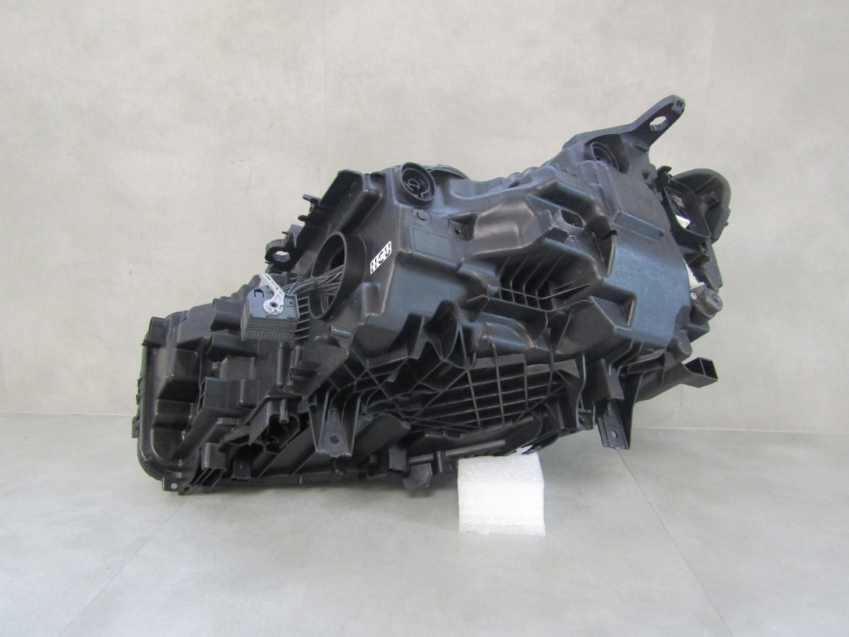 Prednji far BMW 7 G11 G12 LIFT LCI FULL LED 21- RH 5A27A02