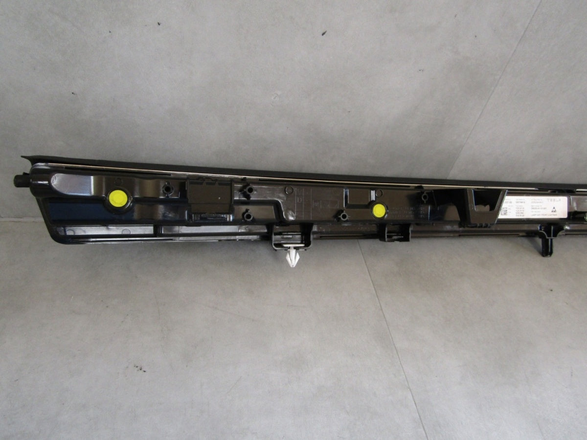 Prednji far BLENDA TESLA Y JUNIPER LIFT LED 25- 2038294-96C