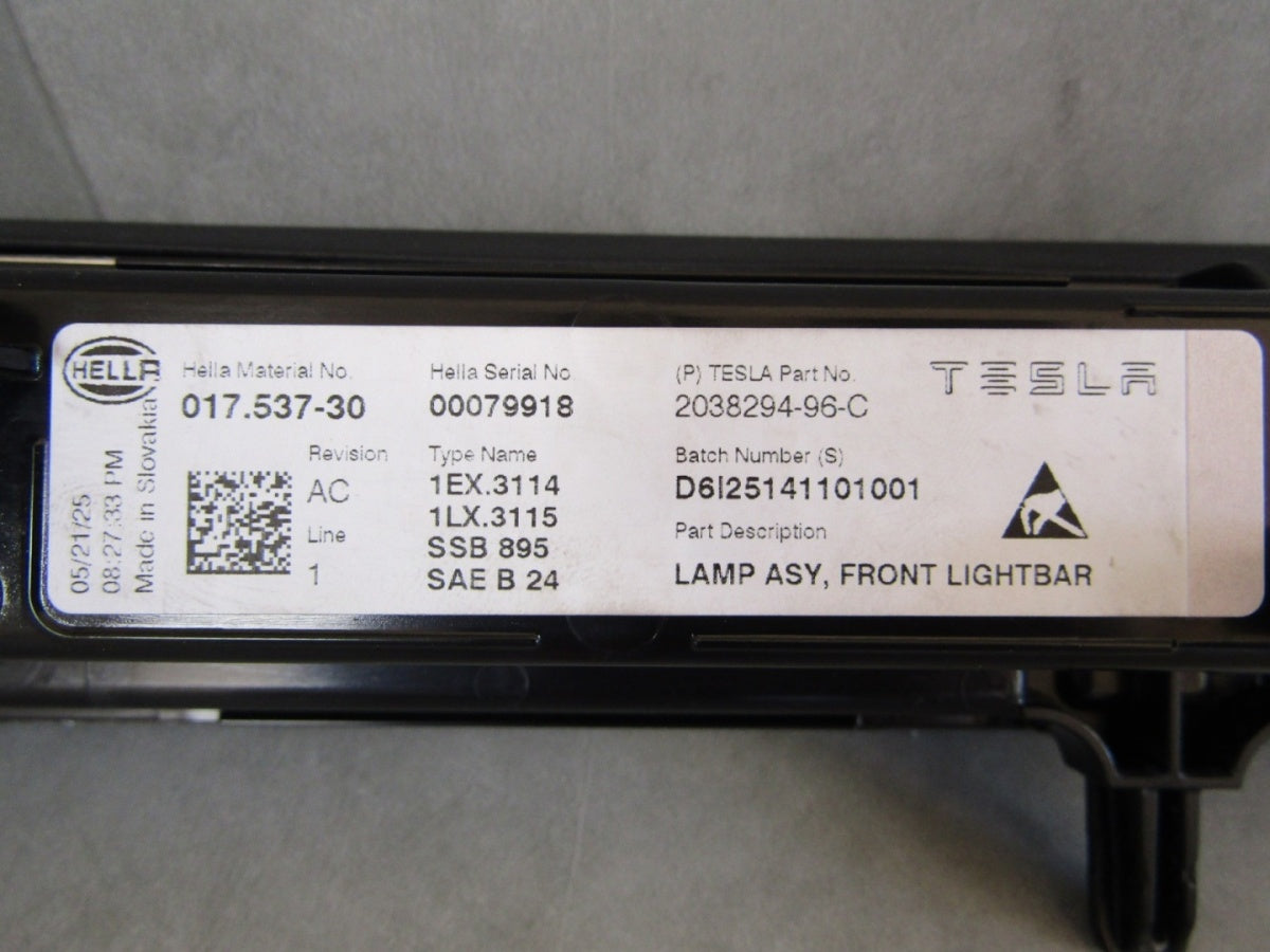 Prednji far BLENDA TESLA Y JUNIPER LIFT LED 25- 2038294-96C