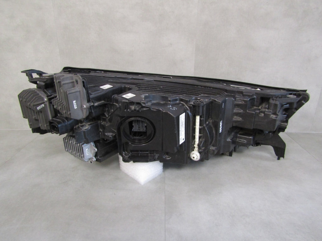 Prednji far BMW IX I20 LASER 21- LH 5A3CEA 1
