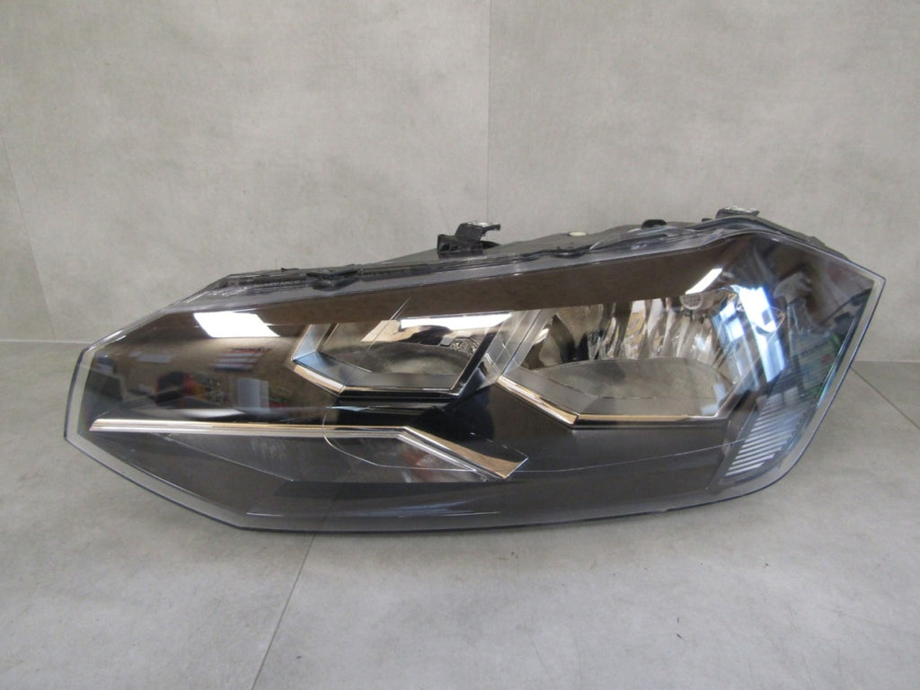 Prednji far Volkswagen POLO 2G halogen 17-21 LH lijevi 2G1941005