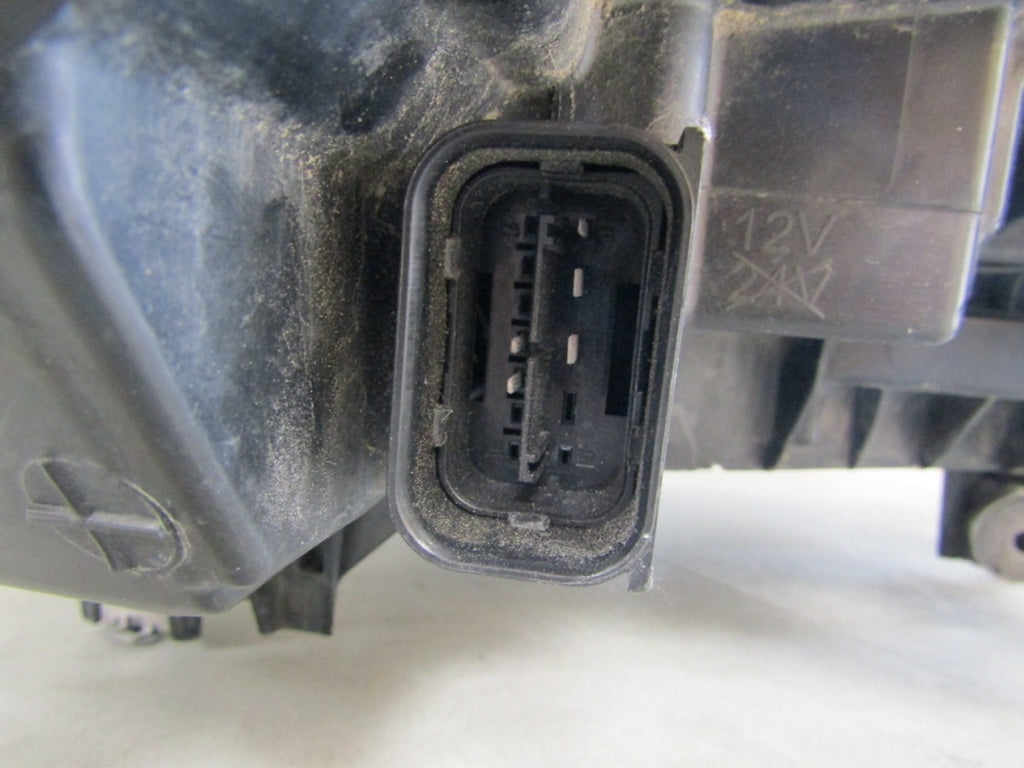 Prednji far BMW 5 G30 G31 ADAPTIVE FULL LED 17-20 LH lijevi 8499121
