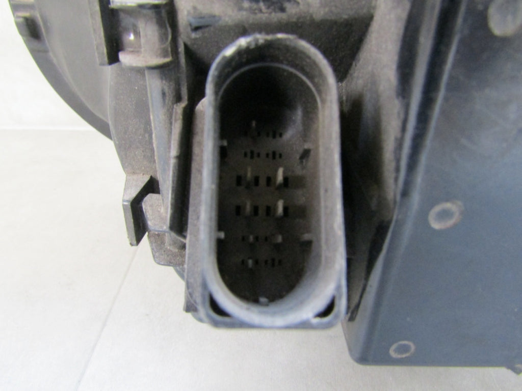 Prednji far VW Golf 4 IV xenon 97-06 RH 1J1941016L