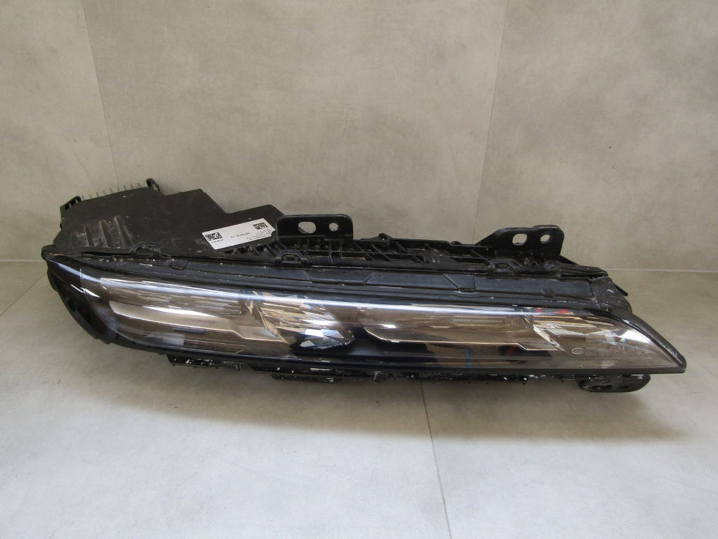 Prednji far BMW 7 G70 LED DRL SVAROWSKI RH 22- 9879936