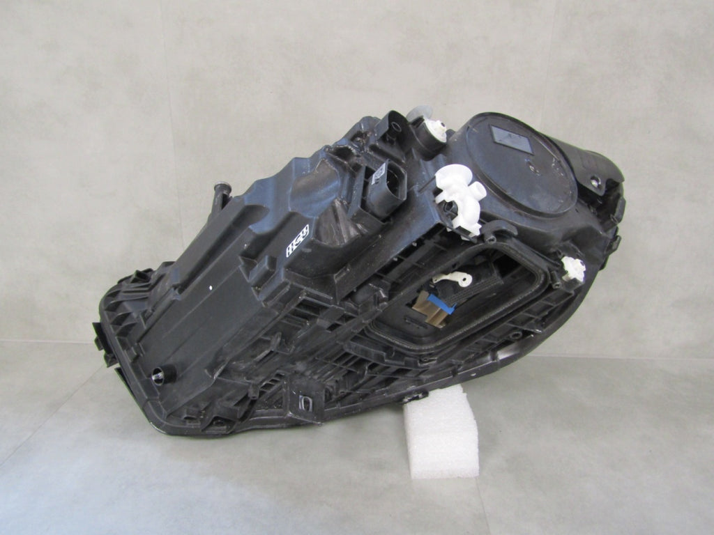 Prednji far Mercedes A klasa W177 LIFT MULTIBEAM 23- RH