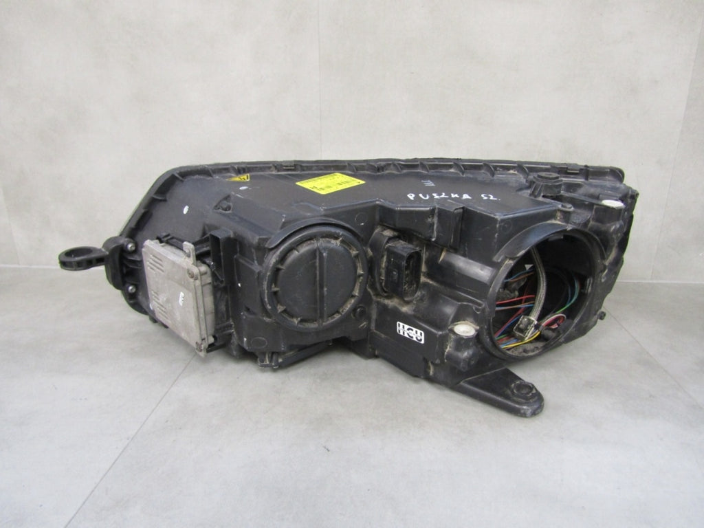 Prednji far Skoda Octavia 3 III xenon nezakretni 12-16 RH desni 5E1941016A