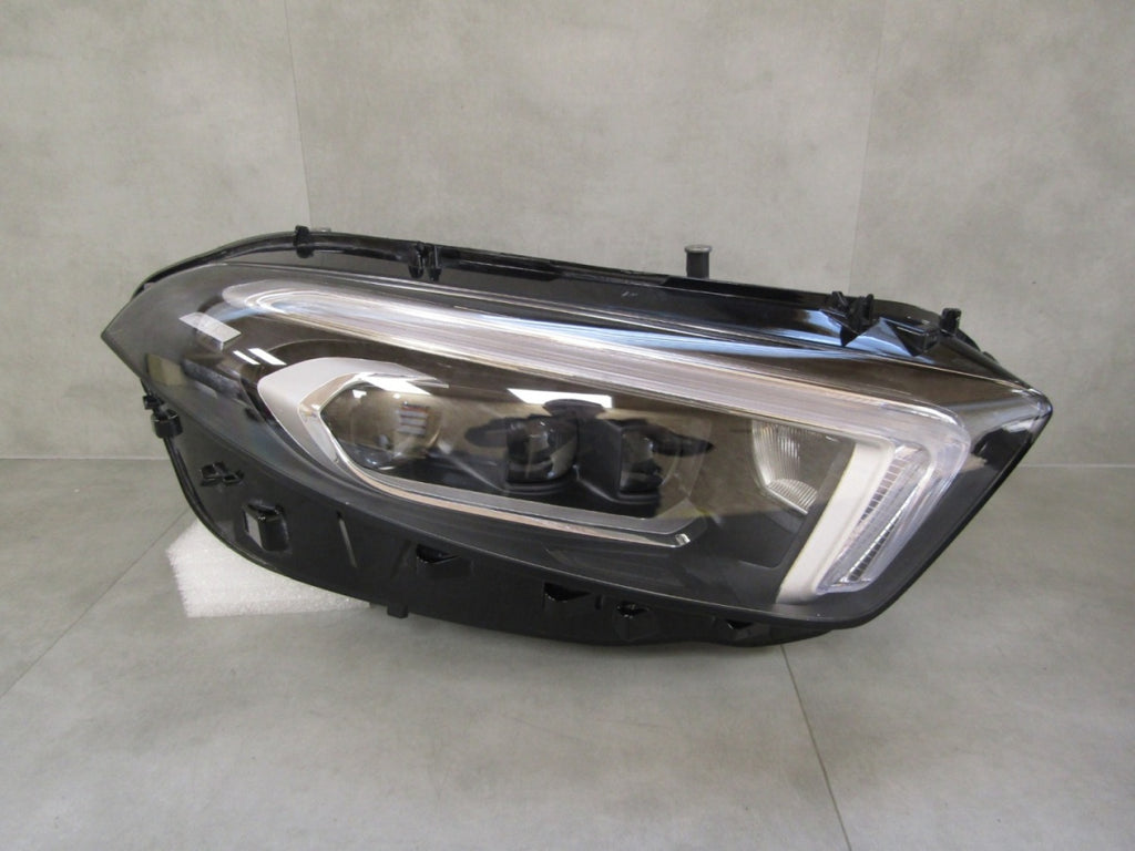 Prednji far Mercedes A klasa W177 MULTIBEAM 18-22- RH