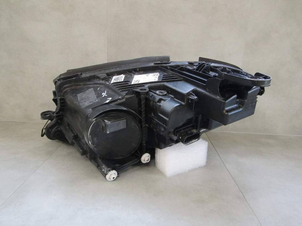 Prednji far Mercedes E klasa W213 213 LED LIFT 20- RH desni A2139067609