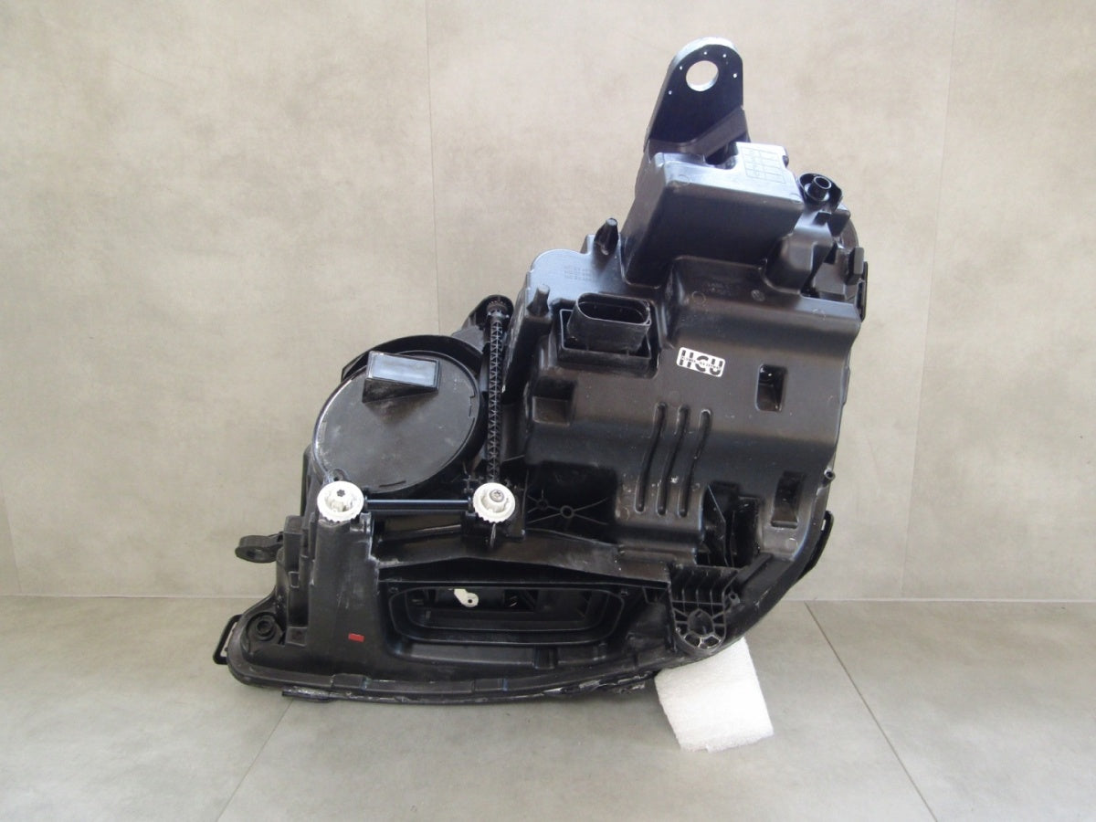 Prednji far Mercedes E klasa W213 213 LED LIFT 20- RH desni A2139067609