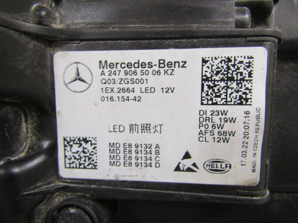 Prednji far Mercedes GLA W247 MULTIBEAM 20-23 RH desni A2479065006