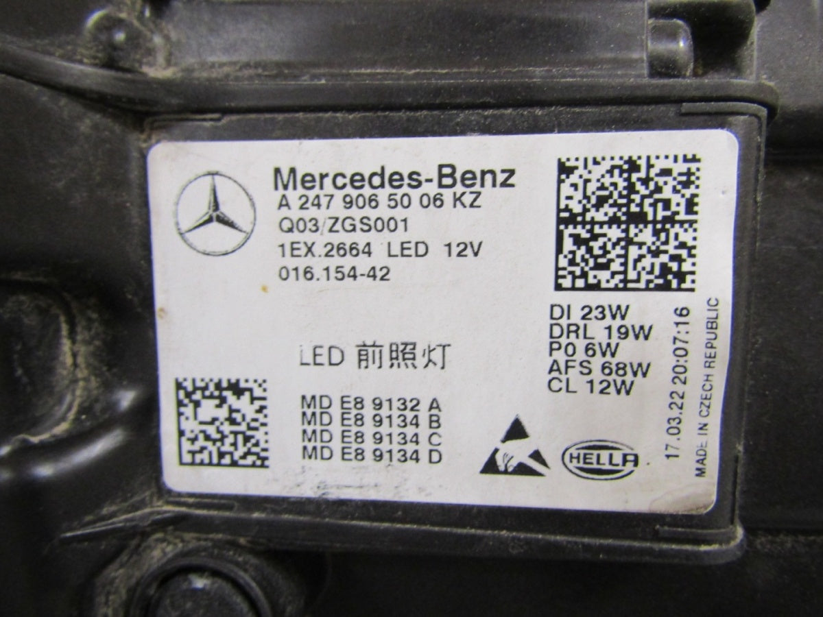 Prednji far Mercedes GLA W247 MULTIBEAM 20-23 RH desni A2479065006