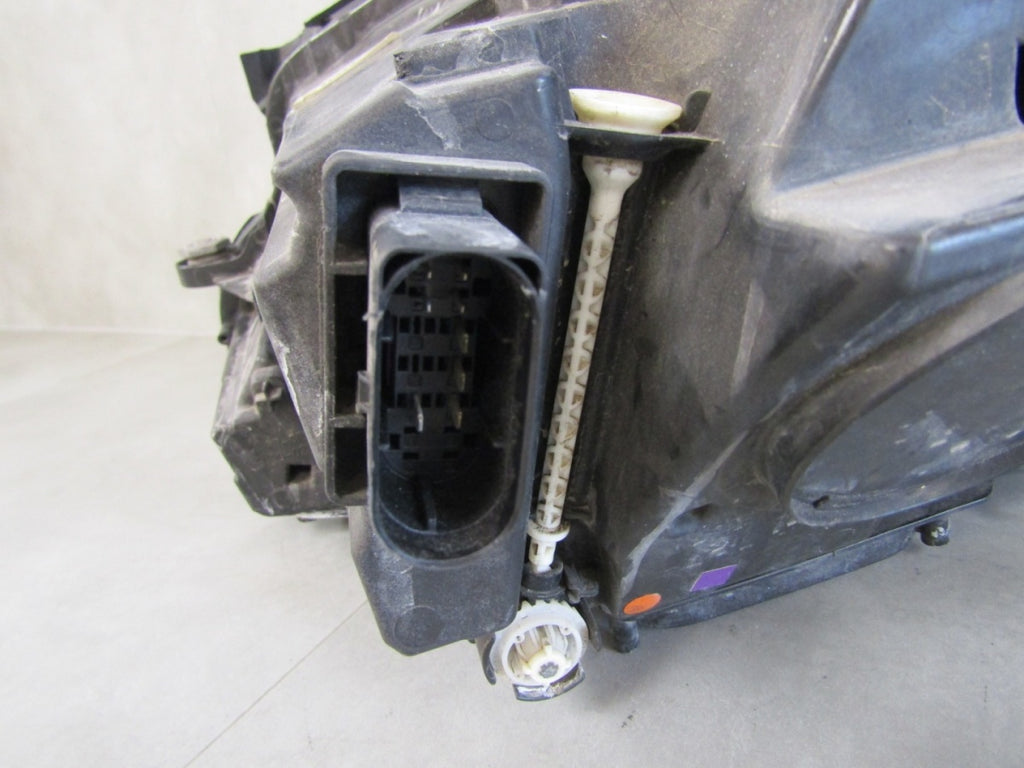 Prednji far MERCEDES W213 FULL LED MULTIBEAM NIEBIESKI HYBRID 16-20 RH A2139064804