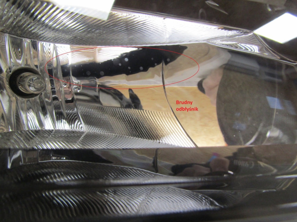 Prednji far Toyota Verso LIFT halogen sa sočivom 13-18 RH 81130-0F161