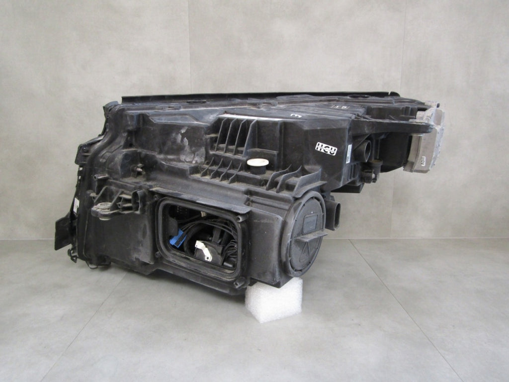 Prednji far MERCEDES EQC W293 FULL LED 19-23 RH desni A2939061201