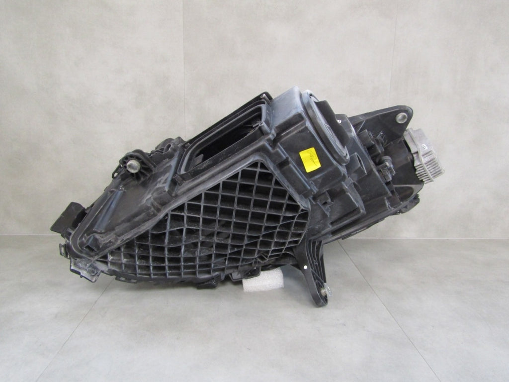 Prednji far MERCEDES EQC W293 FULL LED 19-23 RH desni A2939061201