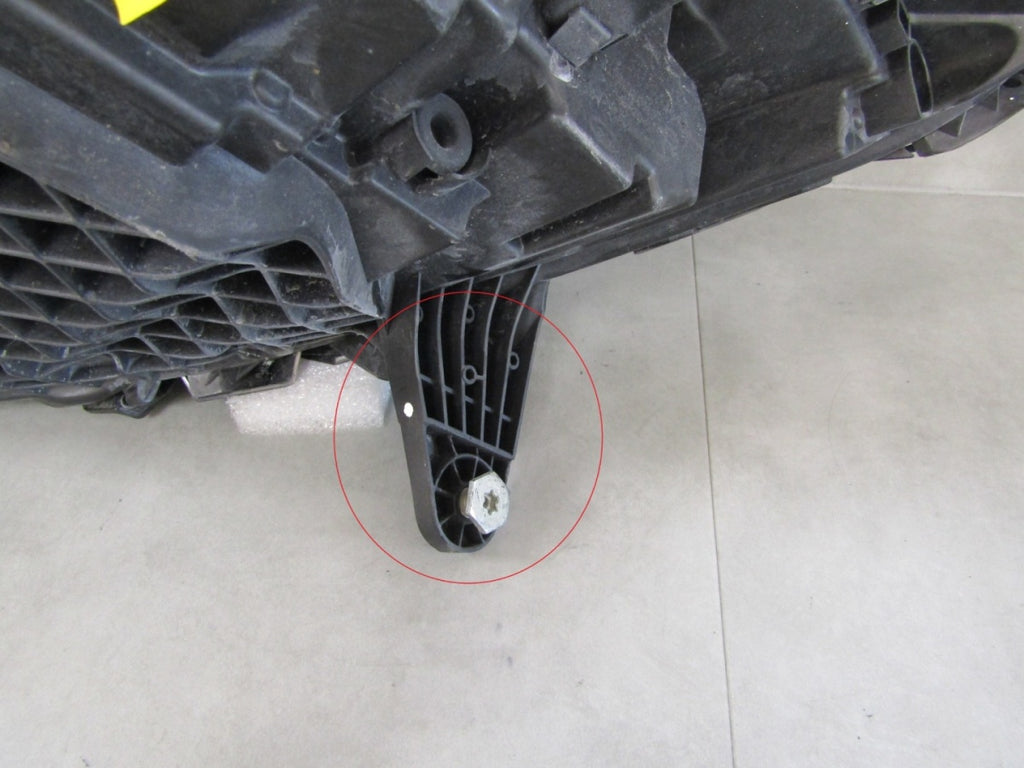 Prednji far MERCEDES EQC W293 FULL LED 19-23 RH desni A2939061201