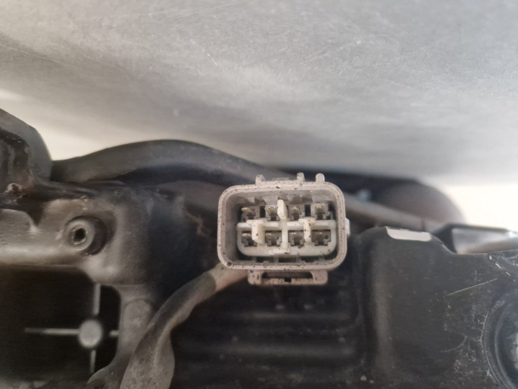Prednji far SUZUKI IGNIS III LED 16- lijevi LH