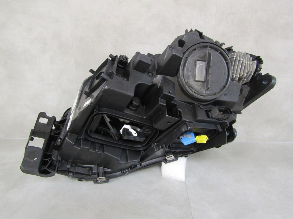 Prednji far Mercedes GLS 166 FULL LED ILS RH 15-19 A1669064603