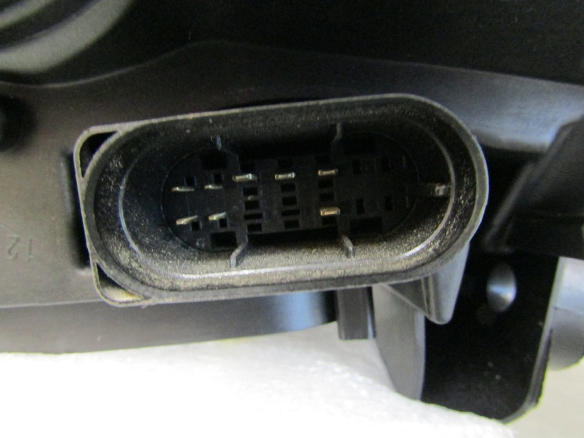 Prednji far Mercedes GLS 166 FULL LED ILS RH 15-19 A1669064603