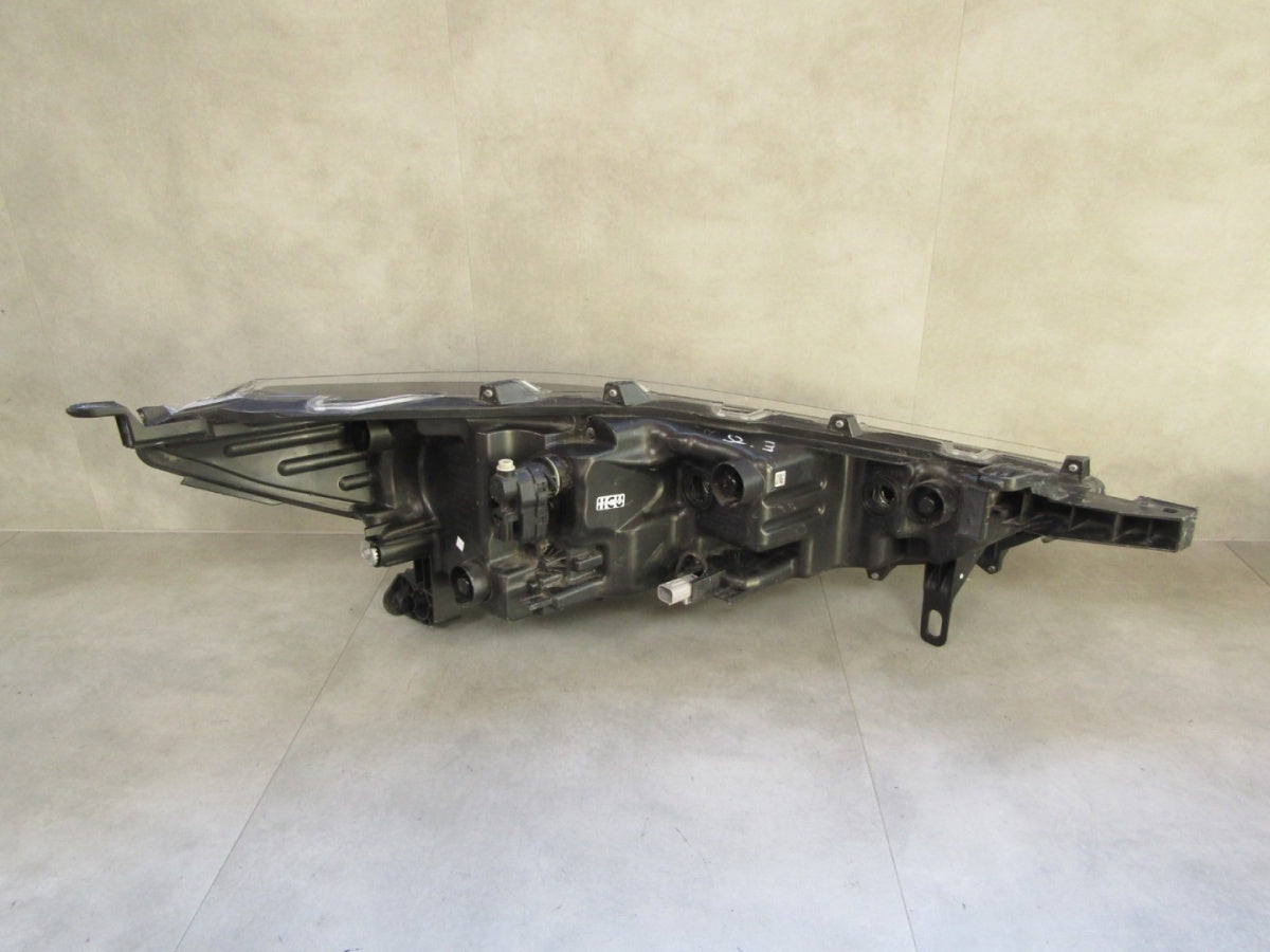 Prednji far Toyota Corolla Cross LED 20- LH lijevi HASCO 16-183