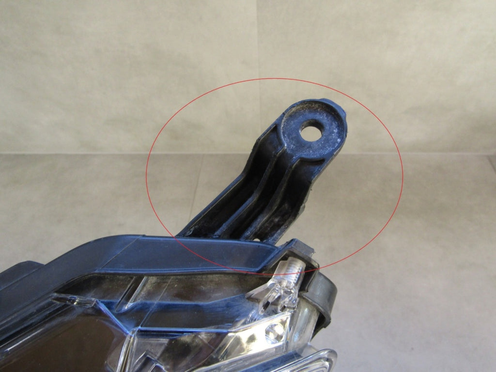 Prednji far Toyota Corolla Cross LED 20- LH lijevi HASCO 16-183