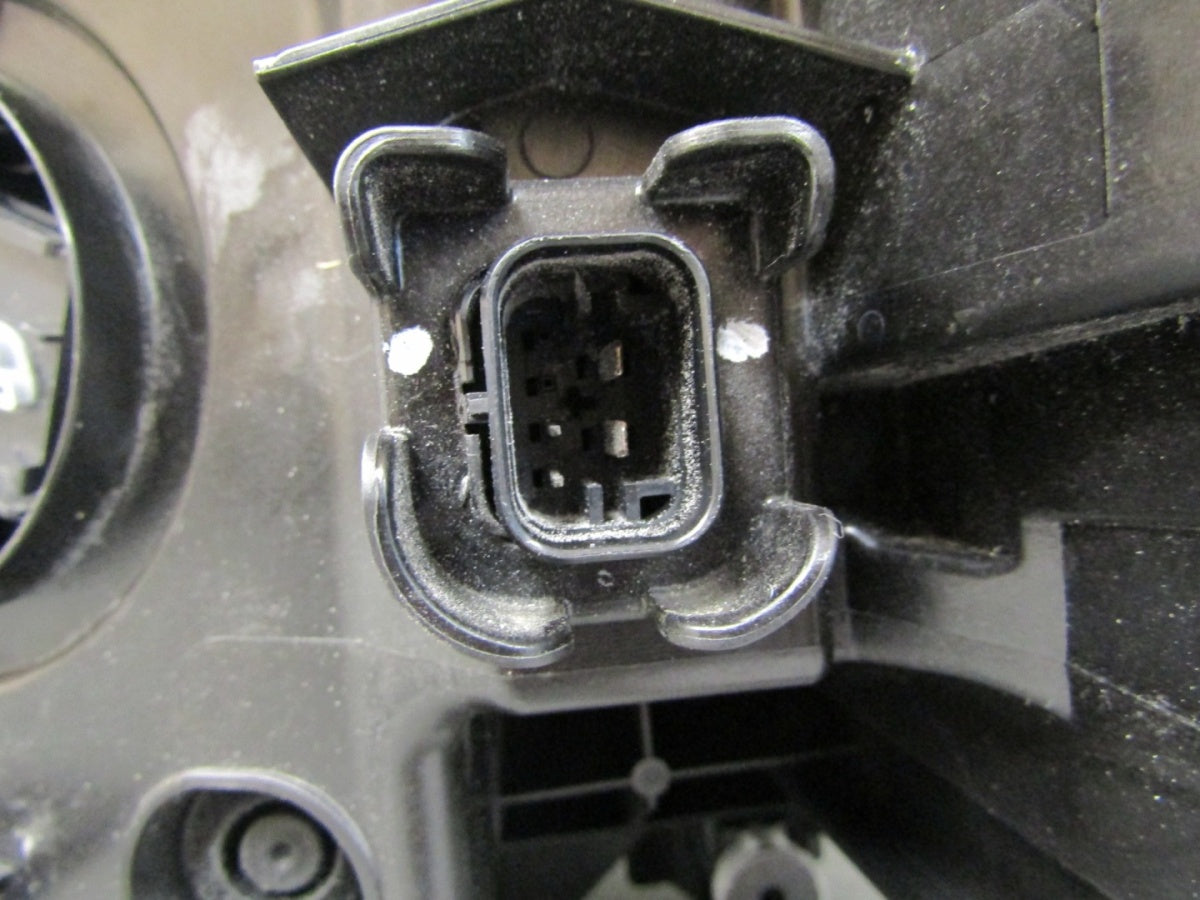 Prednji far BMW 5 G60 G61 FULL LED 23- RH 5A798D2