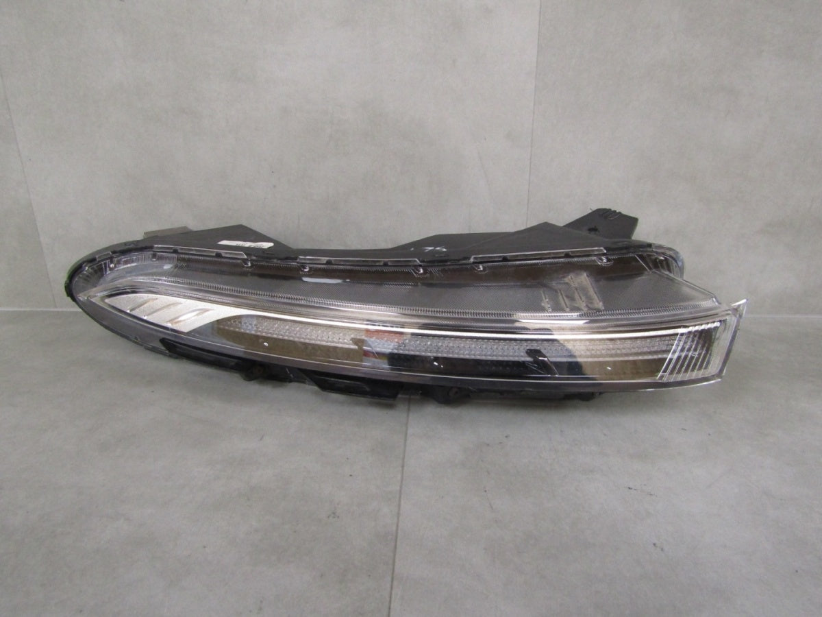 Prednji far Hyundai Bayon LED DRL 21-24 RH 92208Q0500
