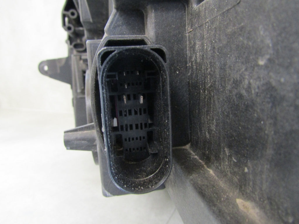 Prednji far Volkswagen Tiguan 2 II LIFT IQ LIGHT 20-24 RH desni 5NB941082C